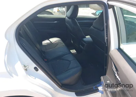 2020 Toyota Camry Se z USA, uszkodzony, nr VIN 4T1G11AK4LU948721